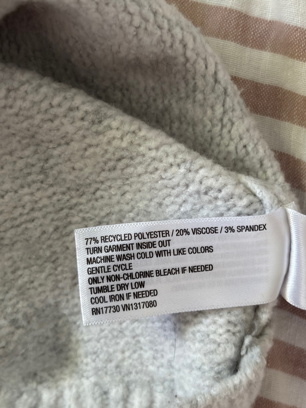 Universal Thread Light Gray Short-Sleeve Button Cardigan - Picture 3 of 3